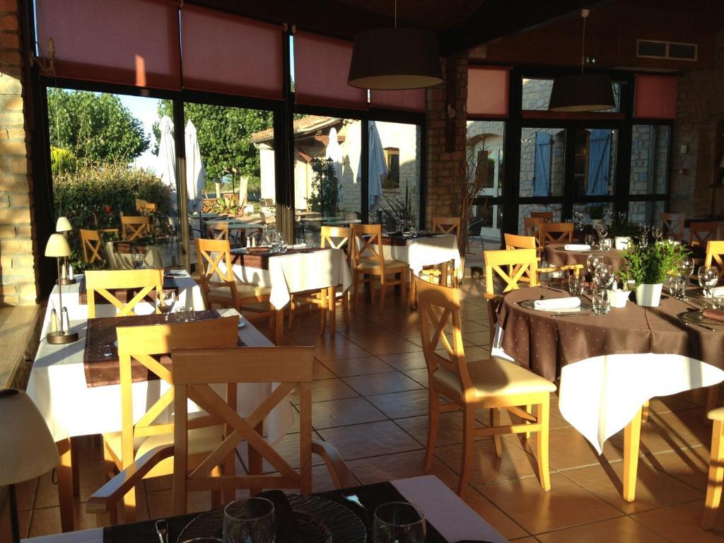Logis Hotel Restaurant Le Mas De Mon Pere Saint-Jean-le-Centenier Kültér fotó